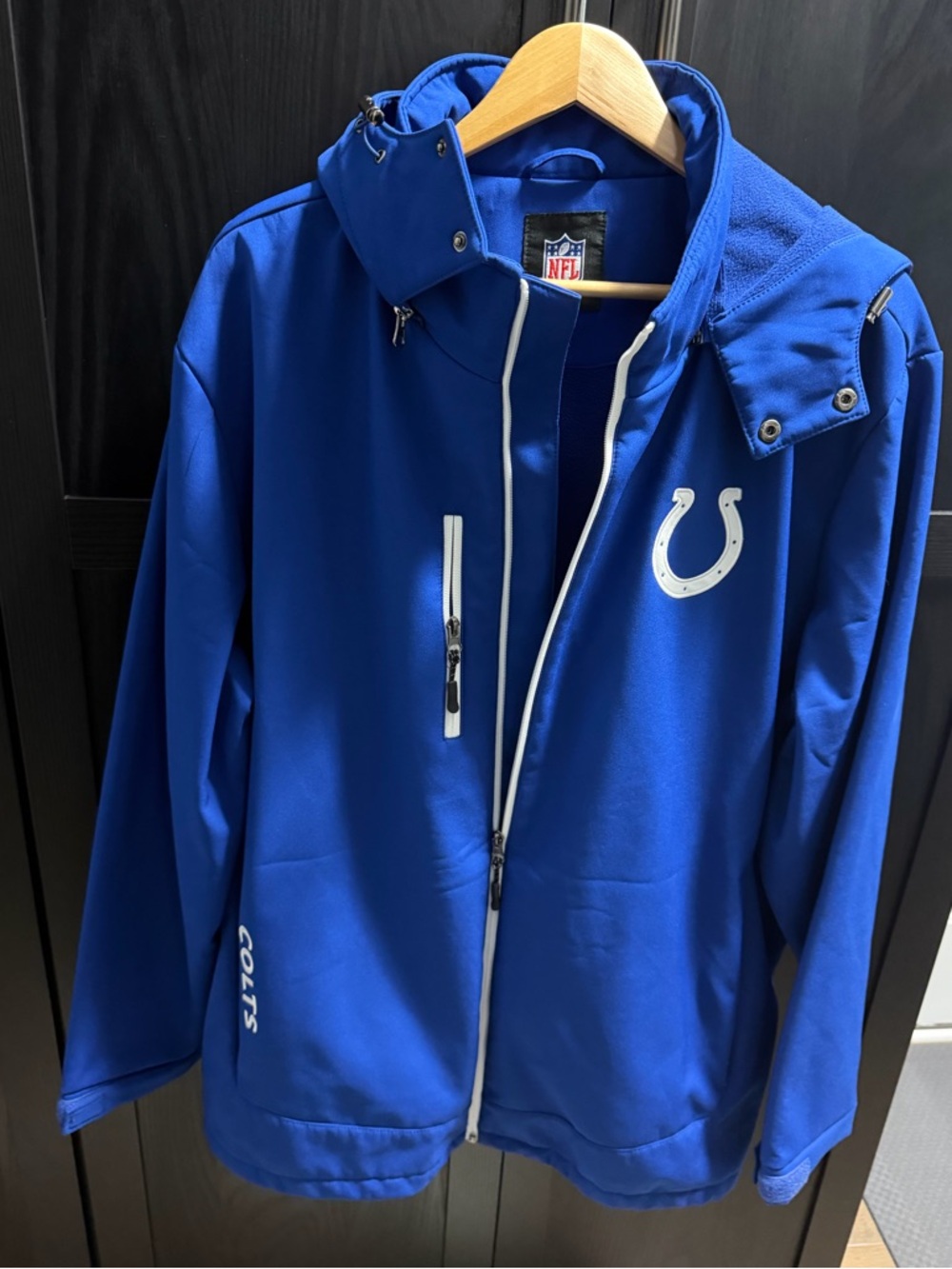 NFL Royal Blue Colts Softshell Hooded Jacket
Mens  Jacket Full Zip Blue NFL Logo